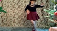 点击观看《似风广场舞 小鲜肉 正面健身舞视频》