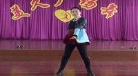 点击观看《美久广场舞 把你宠坏 团队正反面示范 动作分解 原创自编广场舞教学视频》