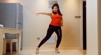 点击观看《欣子广场舞 A4腰 正面舞蹈视频》