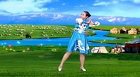 点击观看《风儿广场舞 谁见过梦中的草原梦中的河  编舞静静》