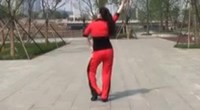 点击观看《沭河之光广场舞 漂亮姑娘 演唱额尔古纳 正面动作演示 附分解舞蹈视频教学》