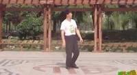 点击观看《红领巾广场舞 红红火火唱起来 农村汉子正面舞蹈视频》