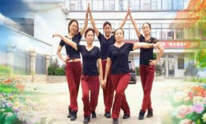 点击观看《云豫风彩广场舞 DJ妹妹不哭 多人集体舞 大众健身操》