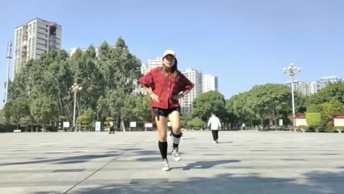 点击观看《2019热门曳步舞视频大全 美女跳曳步舞幺妹儿》